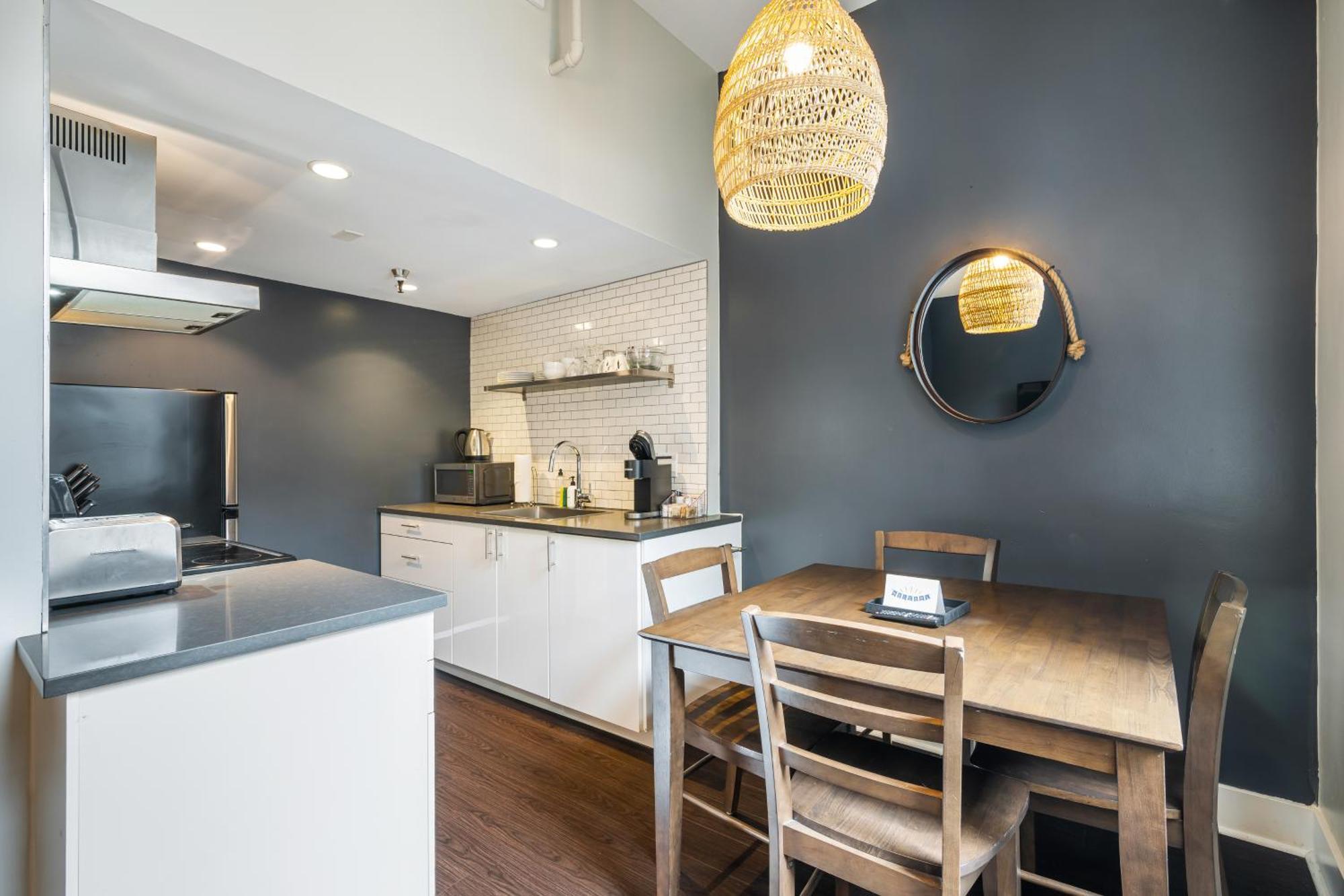 Oxford Apartment By At Mine Hospitality Seattle Buitenkant foto