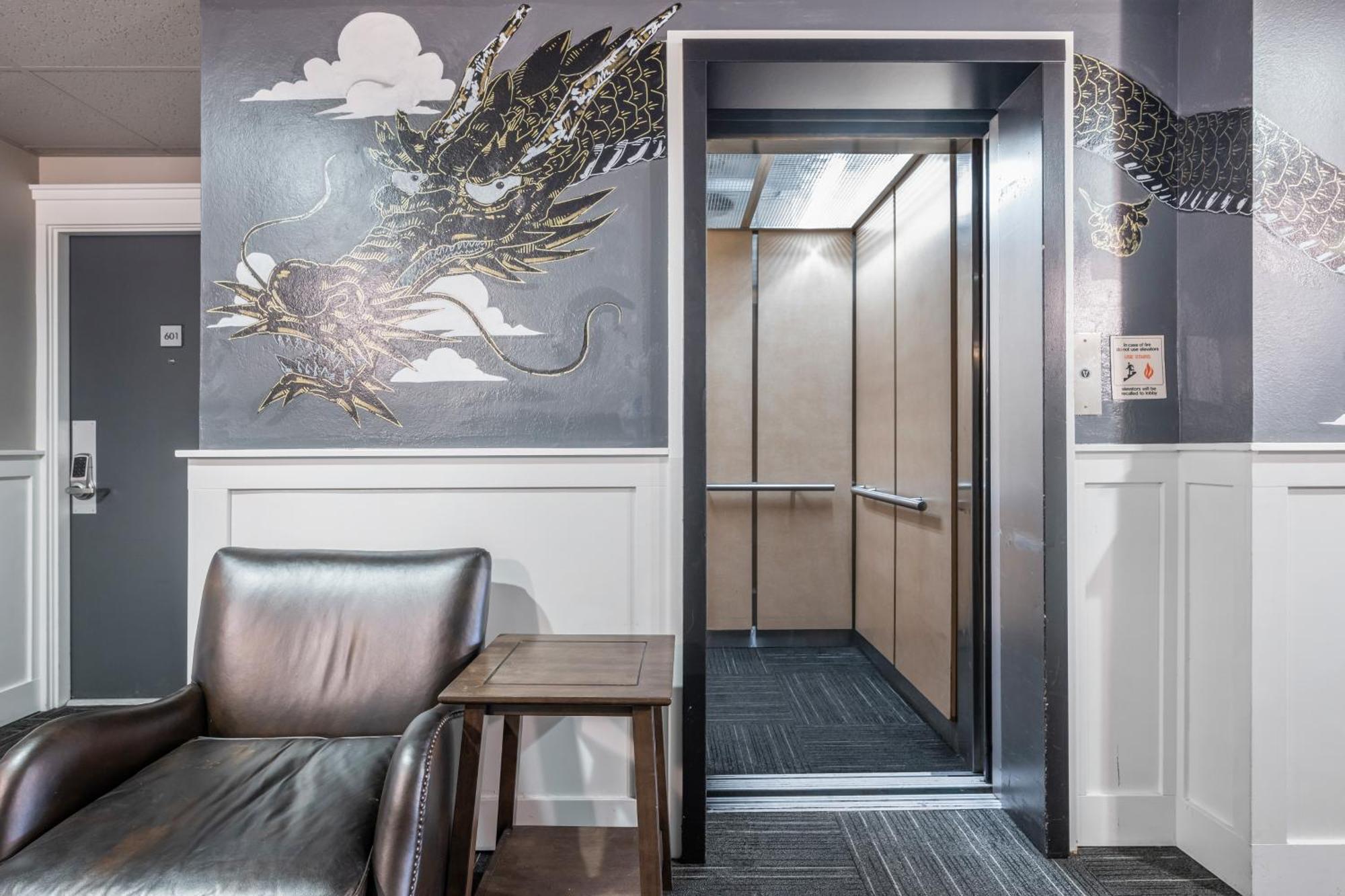 Oxford Apartment By At Mine Hospitality Seattle Buitenkant foto