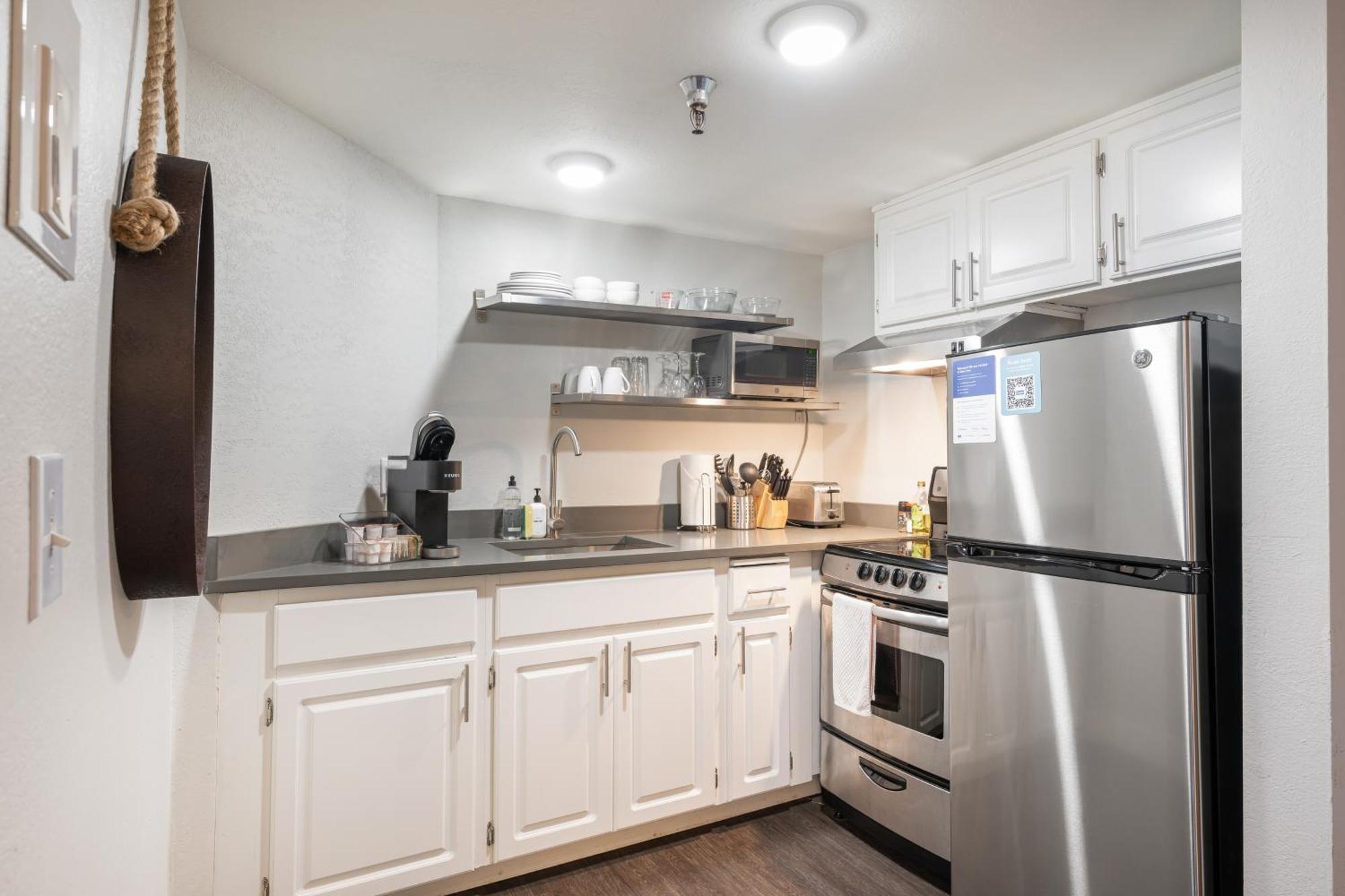 Oxford Apartment By At Mine Hospitality Seattle Buitenkant foto