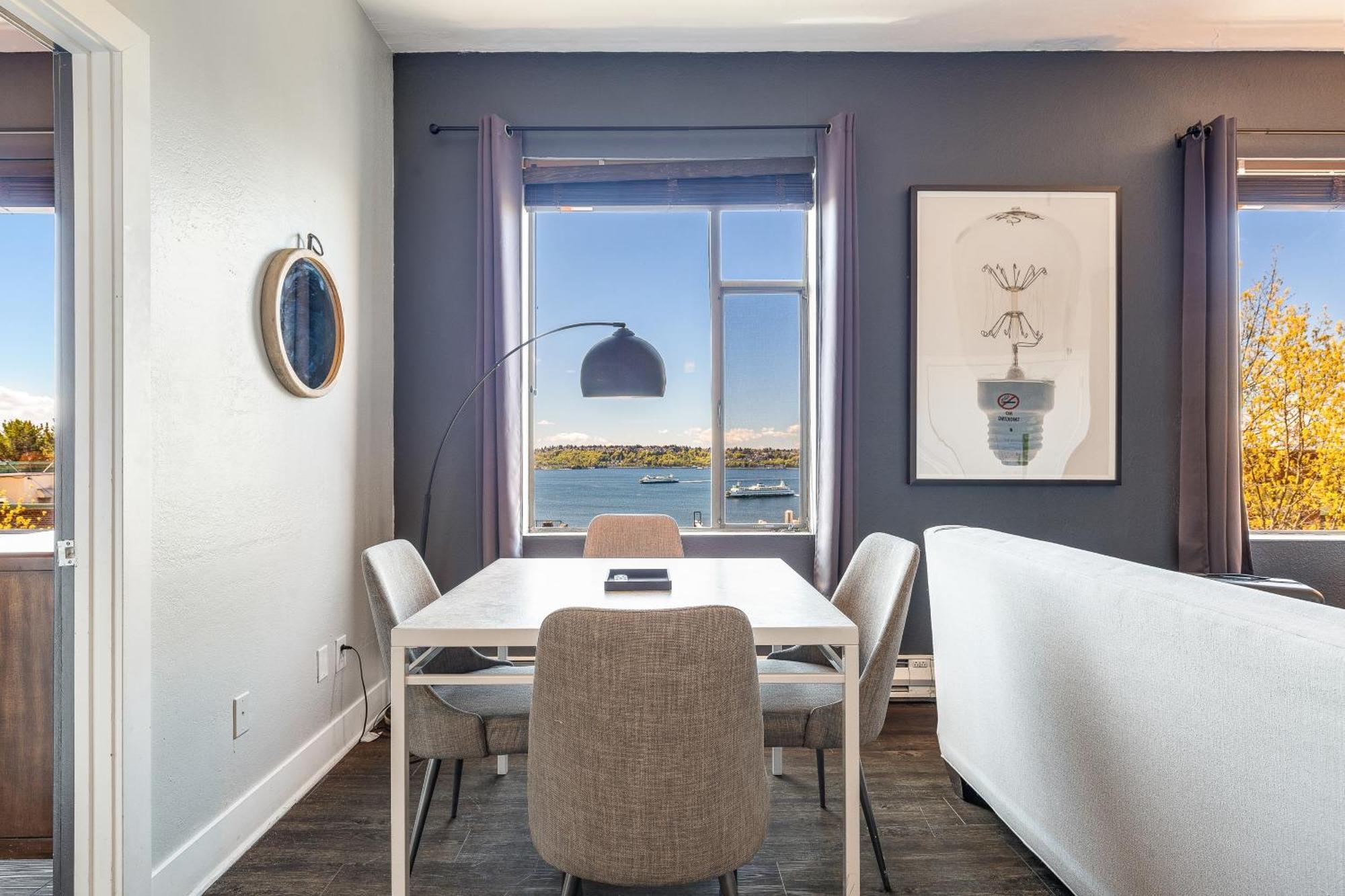 Oxford Apartment By At Mine Hospitality Seattle Buitenkant foto